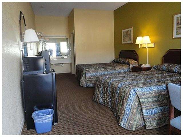 Scottish Inns And Suites Dayton Δωμάτιο φωτογραφία